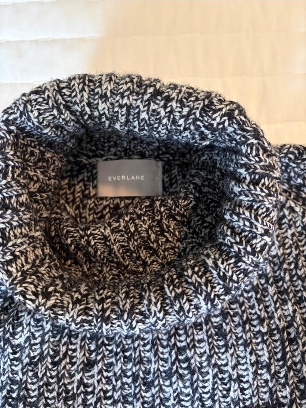 Everlane Black & White Marled Turtleneck Sweater (oversized) - Picture 2 of 4